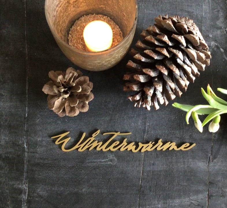 buchstaeblich metallschriftzug winterwärme